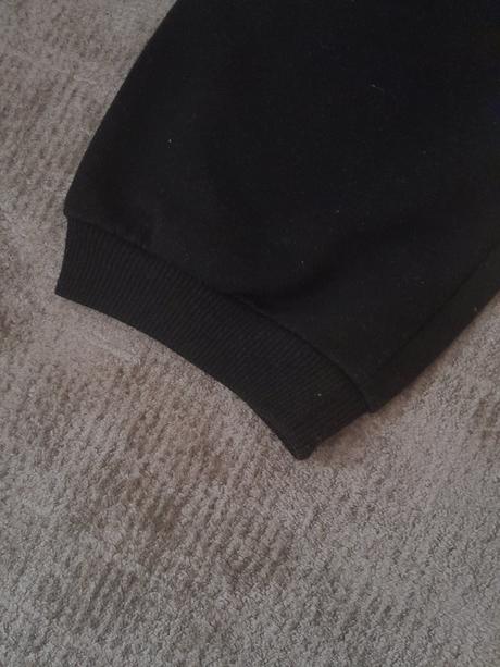 Predám tepláky, sinsay,152