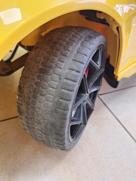 Elektrické autíčko lamborghini aventador,