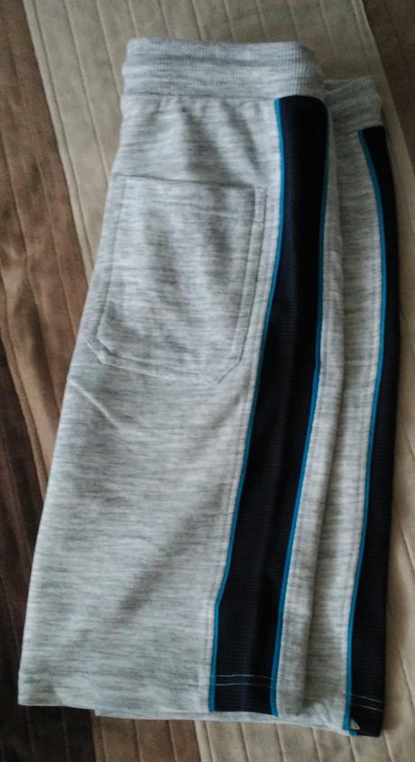 Sportove kratasy v. 146, c&a,146