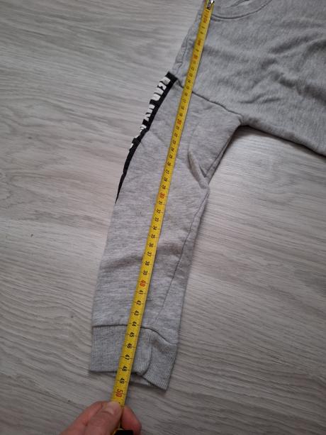 Dievčenské mikiny 134/140, 134