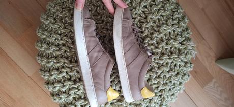 Tenisky groundies, 39