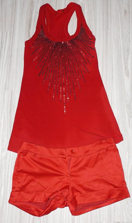 Predlžené tričko s flitrami m/l, m