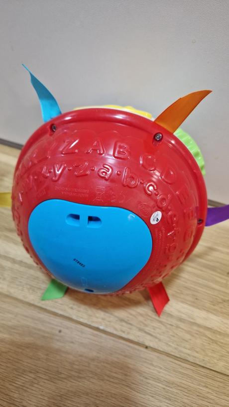 Neposlusna lopta/ upovidany micek, 