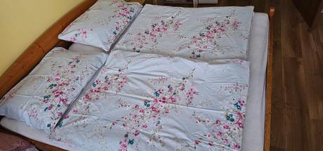 Modré bavlnené obliečky na dvojposteľ,