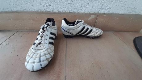 Chlapčenské kopačky, adidas,35