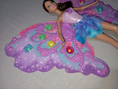 Barbie motýľ flower 'n flutter fairy teresa 2011,