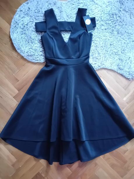 Čierne šaty xs/s, vzadu dlhšie, s