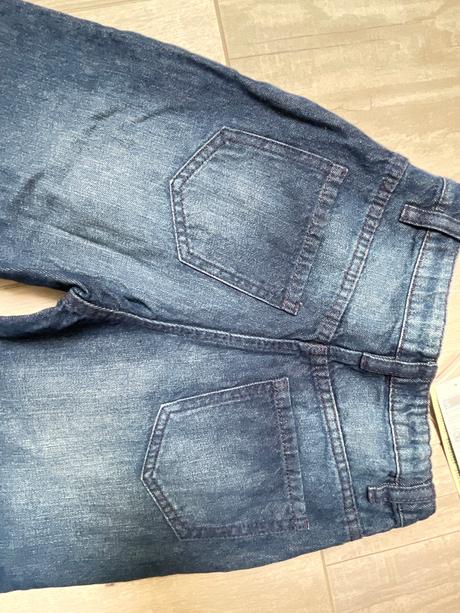 Benetton rifle voľný strih, benetton,116 / 122