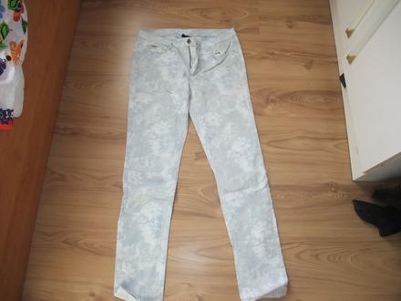 Rifle s potlačou kvetov - -aj výmena, l