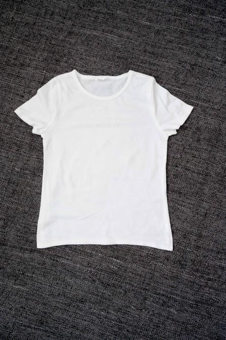 2 x bavlnené tričká krátky rukáv v.116 a 122, 116