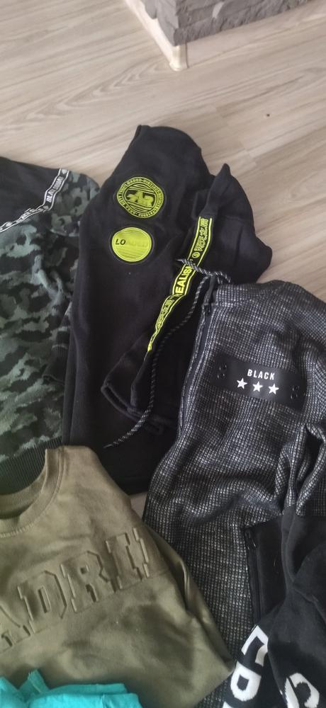 Balík oblečenia v. 170-176, prípadne pans.s, s