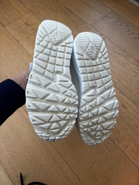 Tenisky ( topánky) na jar a jeseň, skechers,32