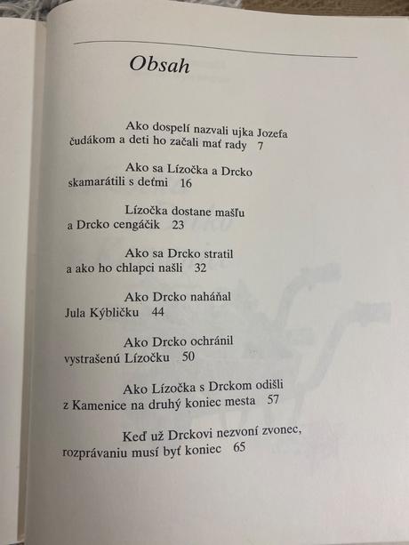 Rudo moric krásna kniha lízočka a drcko z kamenice, 