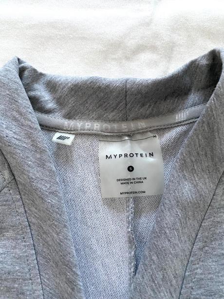 Sivá mikina/kardigan myprotein veľkosť s nadroz, 