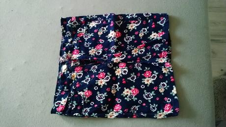 Kvetovaná sukňa, 134