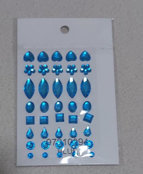 Puzzle frozen  200 kusov +40 nepoužitých diamantov, 