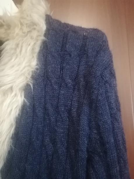 Sveter s kožušinou, 
