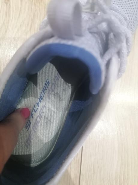 Tenisky s kempchers, skechers,36