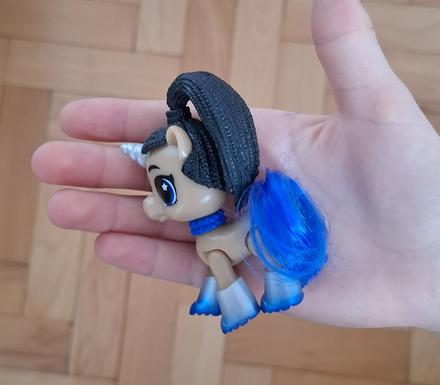 Figúrka jednorožca, 