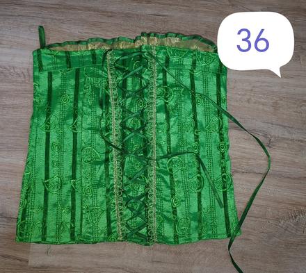 Korzet, 36