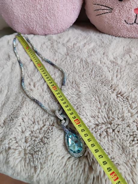 Dámsky náhrdelník, 