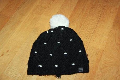 Čiapka s brmbolcom, 152