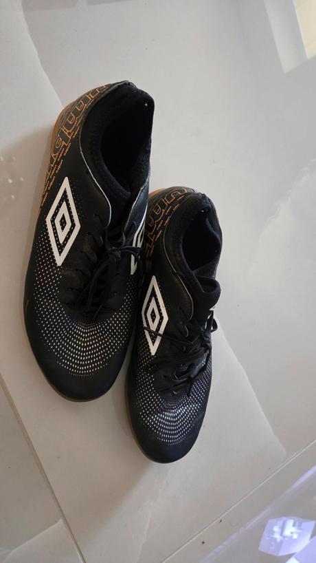 Halova obuv, umbro,43