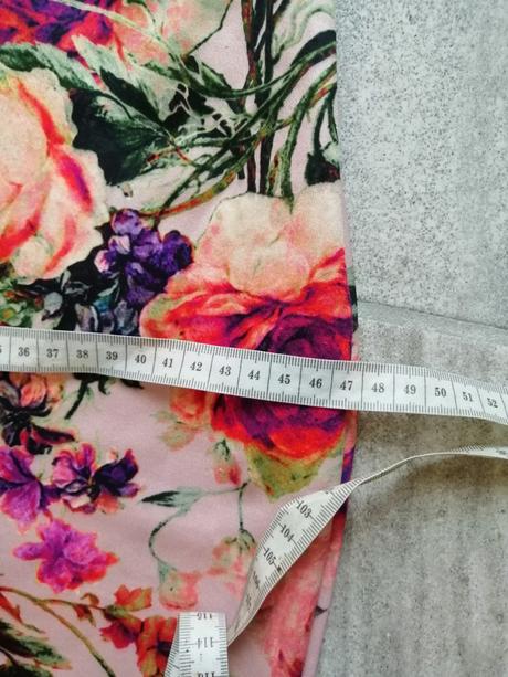 Kvietkované šaty bodyflirt, v38-40,pružné, 38