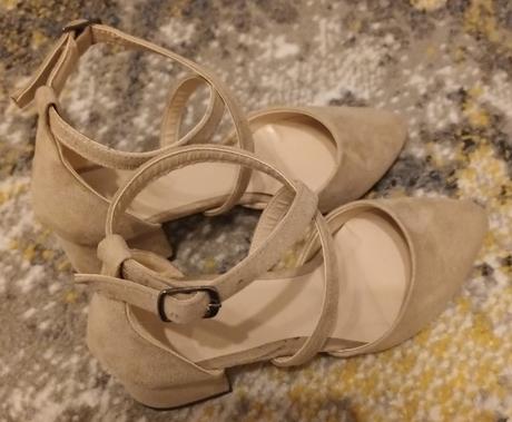 Béžové lodičky, 36