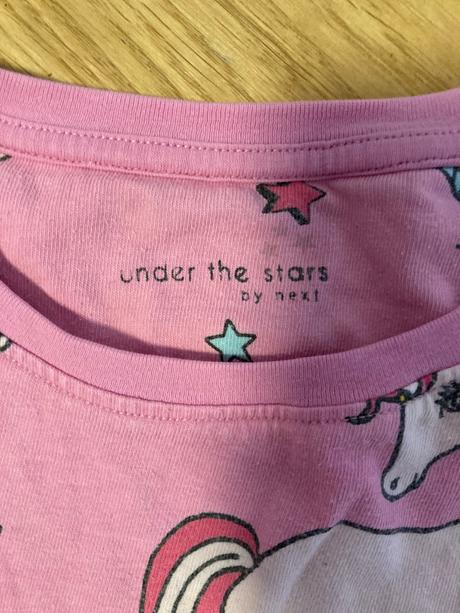 Jednorozcove pyzamo, next,140