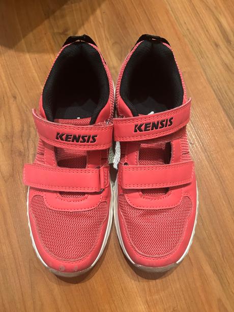 Halovky dievča 36, 36