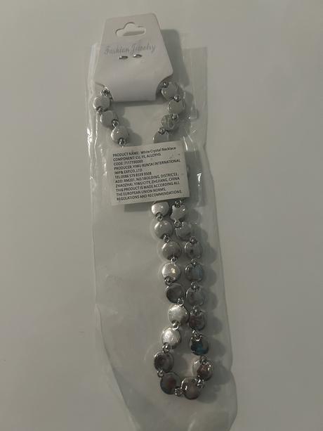 Náhrdelník s krištalikmi, 