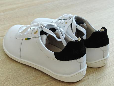 Royale - white & black 37 p142, be lenka,37