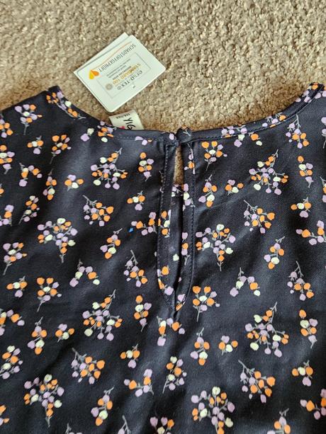 Šaty tmavé s kvietkami 134, yigga,134
