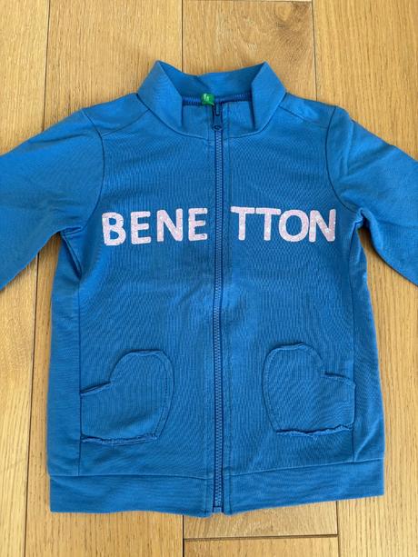 Mikina benetton s ružovým nápisom, benetton,92