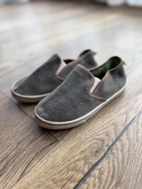 Nasuchovacky, reserved,27