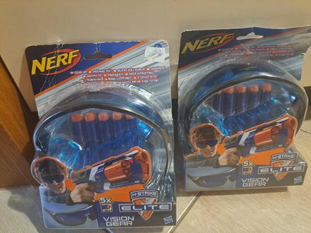 Okuliare a naboje ku nerf-ke, 