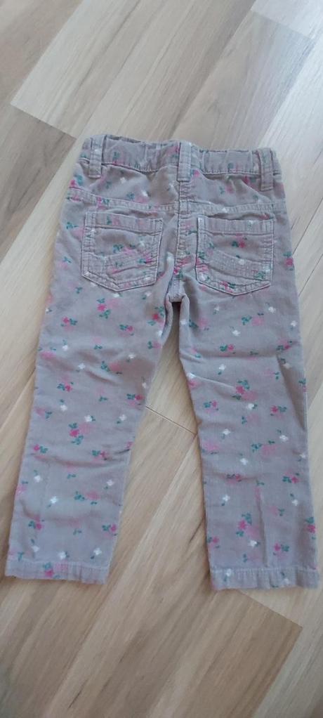 Tenké menčestrové nohavice, lupilu,86