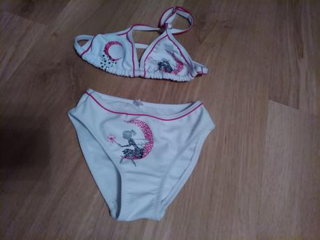 Dievčenské plavky, 116