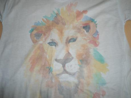 Bledohnede tricko lev, 40
