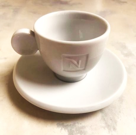 Porcel. šálka nespresso,