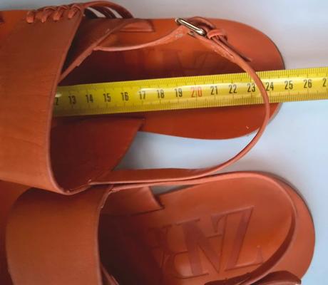 Zara nízke kožené sandále s uzlami, zara,37