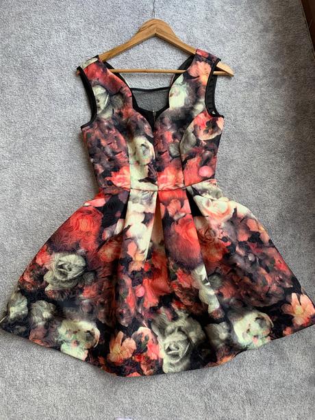 Spolocenske letne saty, s