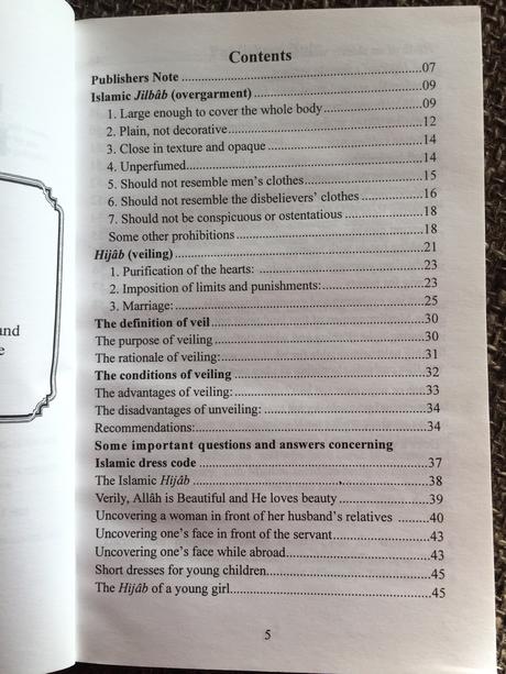 Kniha islamic dress code for women, 