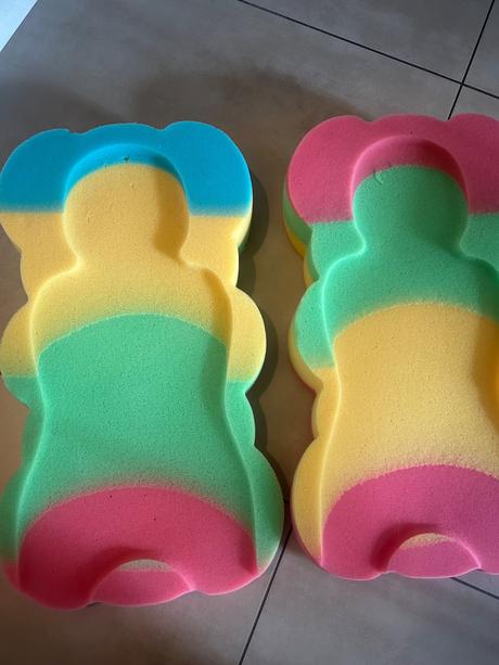 Hniezda, šírka (cm): 60,dĺžka (cm): 90