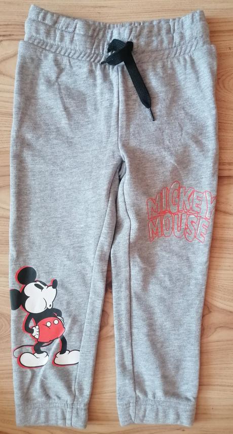 Tepláky, disney,98 / 104