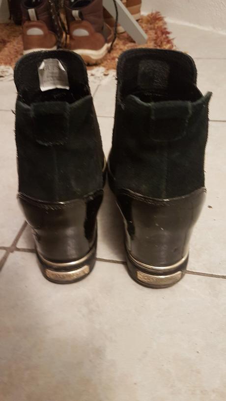 Guess topanky, guess,37