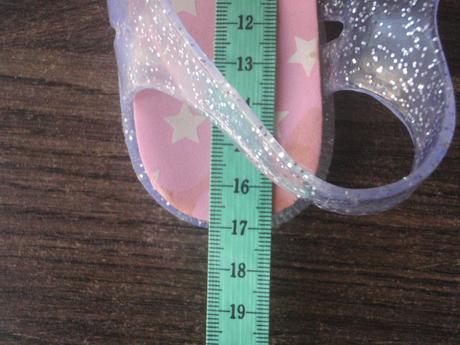 Sandálky do vody, 26