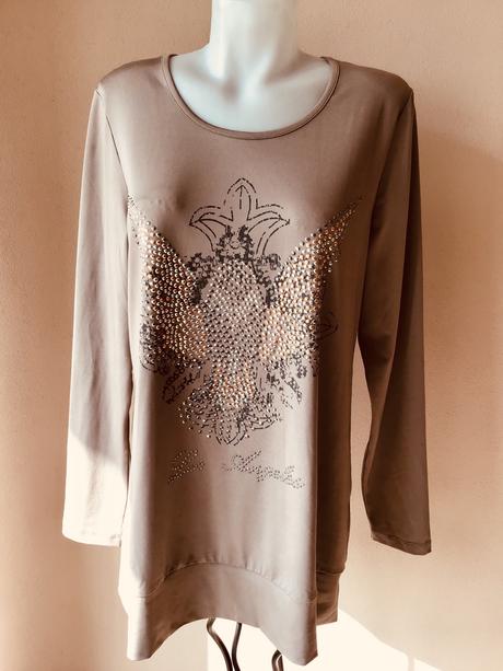 Pulover s aplikaciou /11a, 44