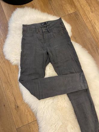 Makkulinké elasticke riflicky top stav, sinsay,32